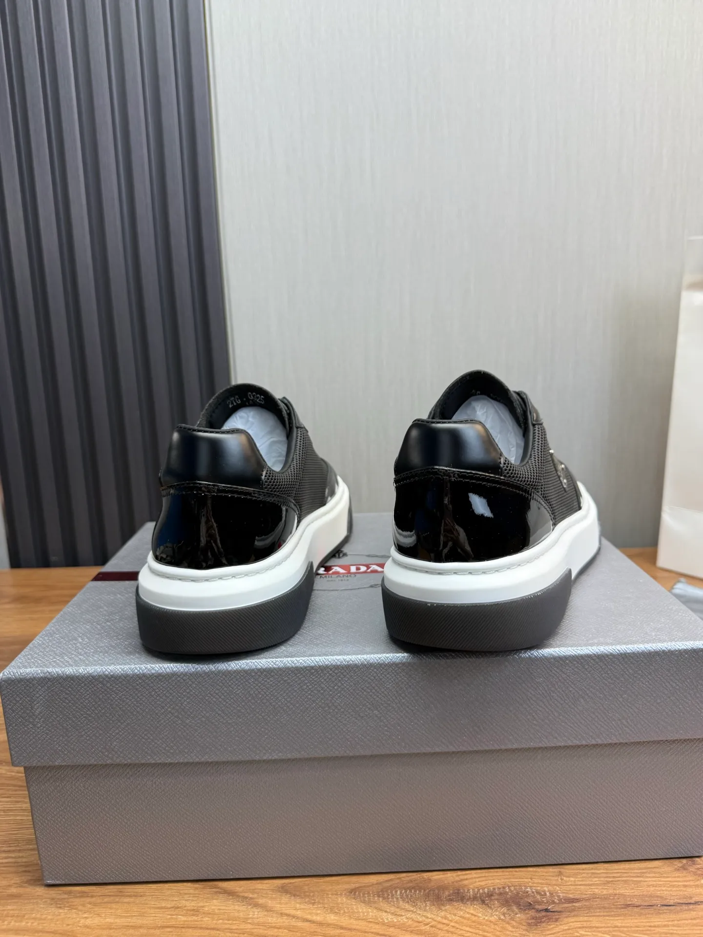 Men's shoes 💰600💰 [PRADA] Popular men's shoes shipped 👏Official website synchronized ⬆️Original cowhide fabric + cowhide lining, 1⃣️:1⃣️reproduction, original sole, 38-45 (45. Customized, non-refundable)